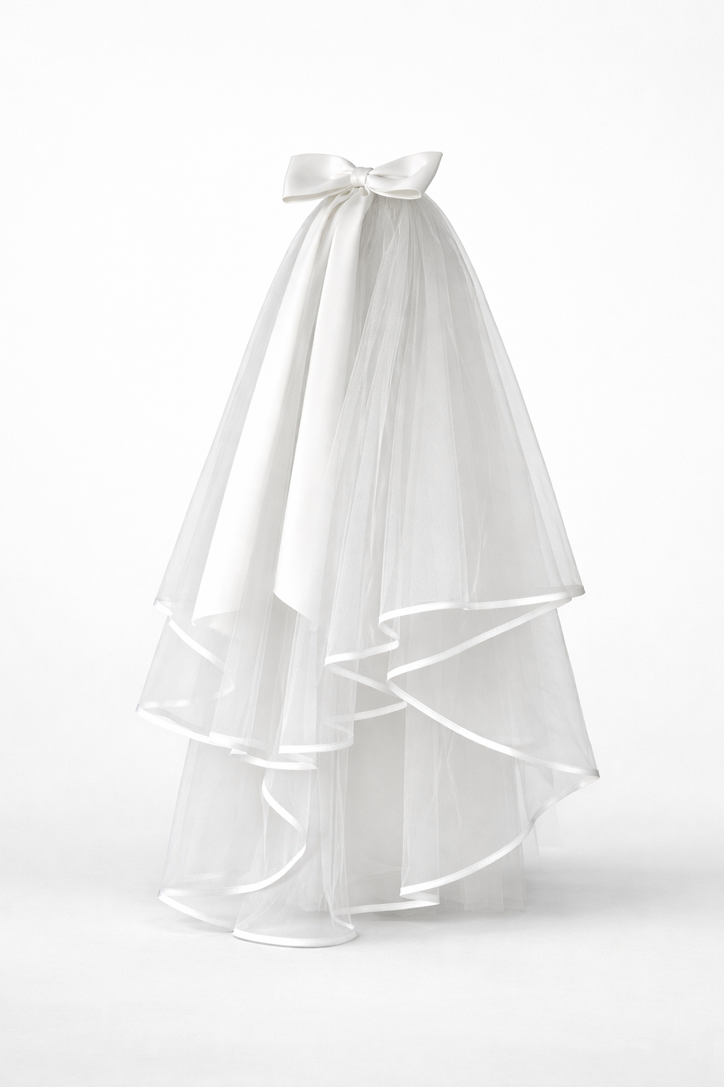 Arianna Tulle Bow Veil